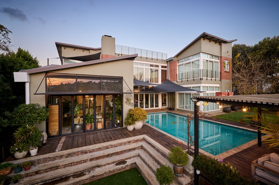 5 Bedroom Property for Sale in Waterfall Country Estate Gauteng