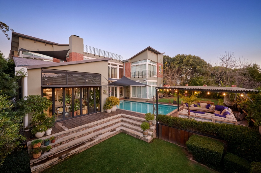 5 Bedroom Property for Sale in Waterfall Country Estate Gauteng