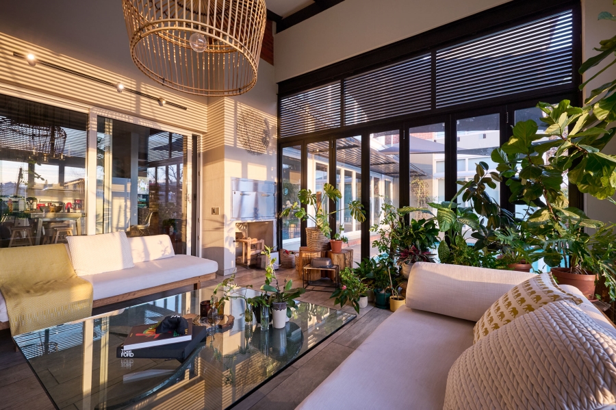 5 Bedroom Property for Sale in Waterfall Country Estate Gauteng