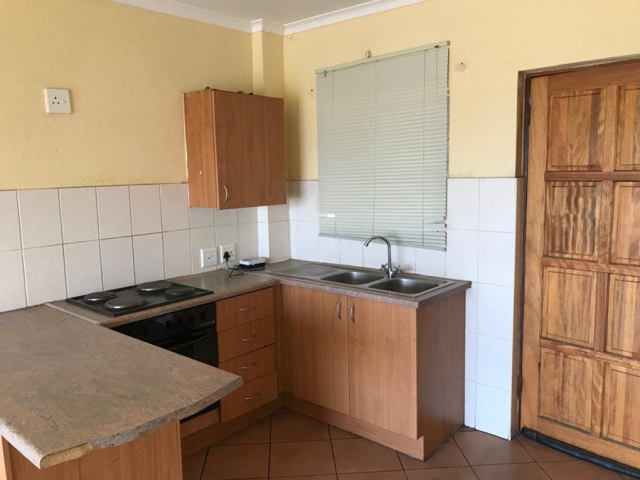 2 Bedroom Property for Sale in Honeydew Gauteng