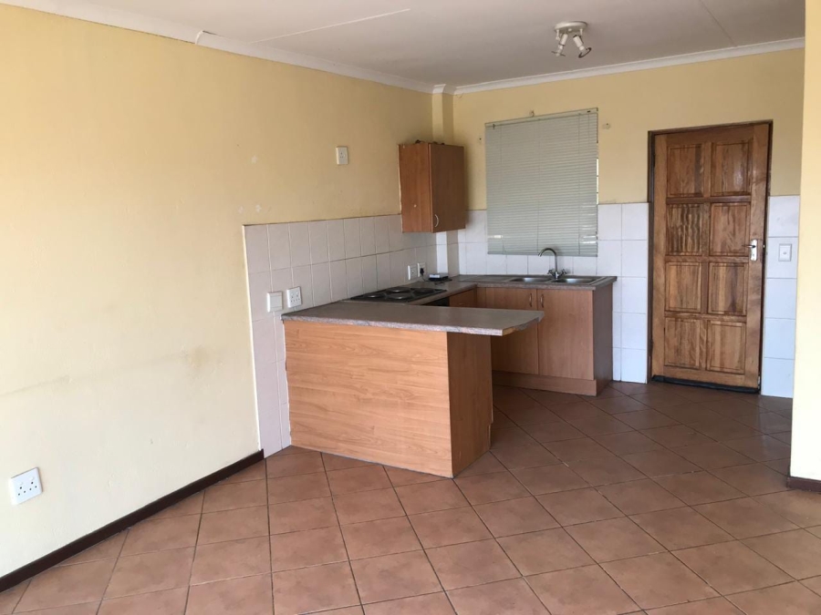 2 Bedroom Property for Sale in Honeydew Gauteng