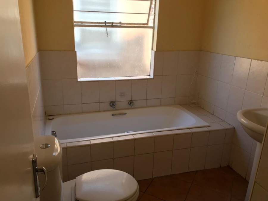2 Bedroom Property for Sale in Honeydew Gauteng