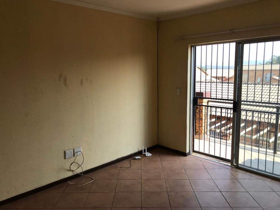 2 Bedroom Property for Sale in Honeydew Gauteng