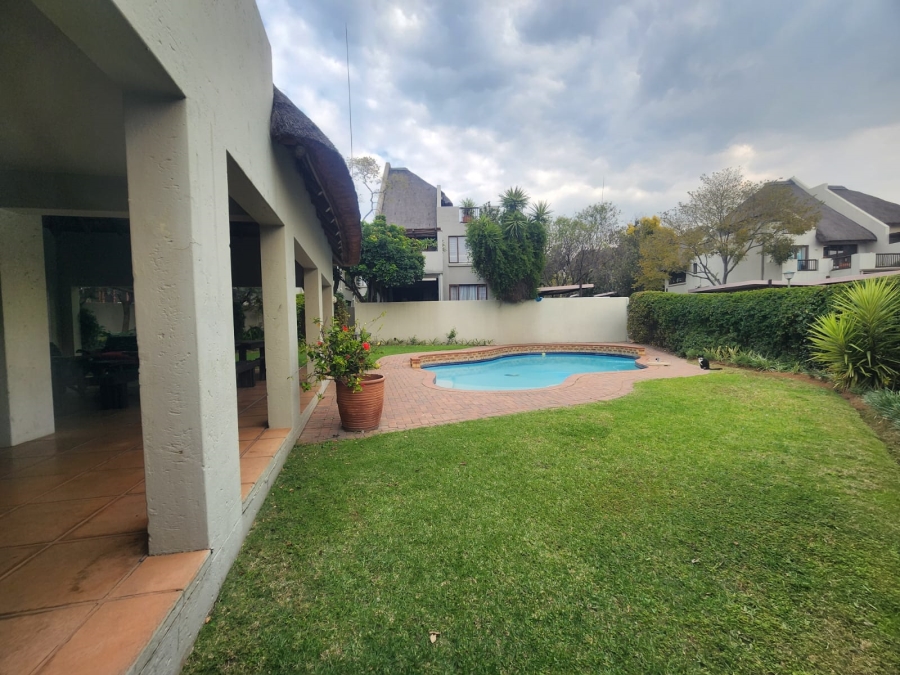 To Let 3 Bedroom Property for Rent in Lonehill Gauteng