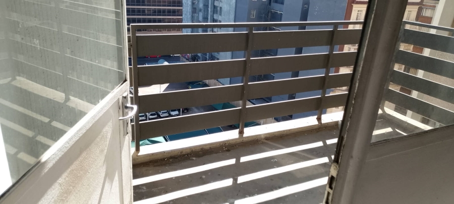 1 Bedroom Property for Sale in Johannesburg Central Gauteng