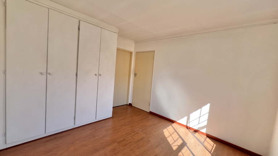 2 Bedroom Property for Sale in Halfway Gardens Gauteng