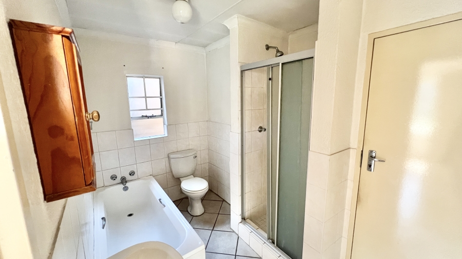 2 Bedroom Property for Sale in Halfway Gardens Gauteng