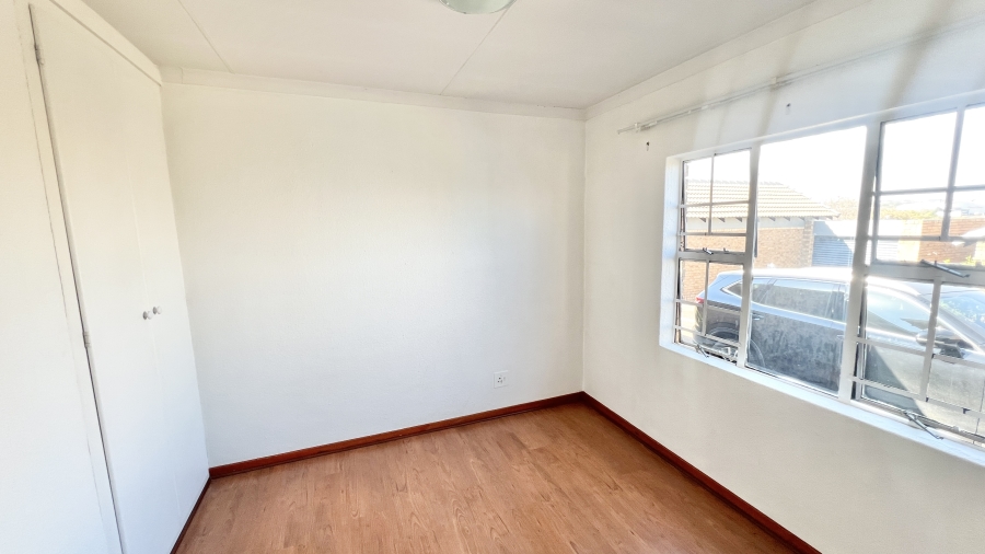 2 Bedroom Property for Sale in Halfway Gardens Gauteng