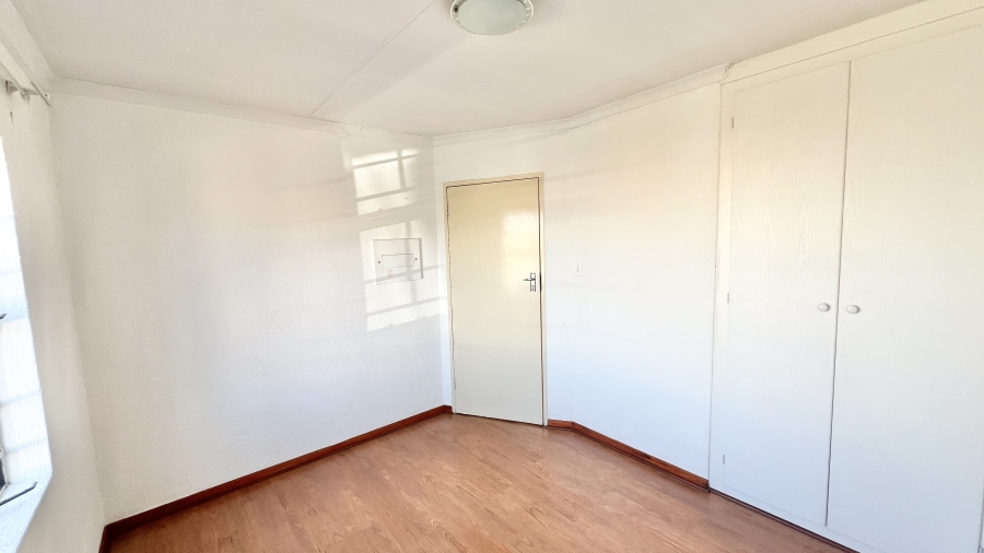2 Bedroom Property for Sale in Halfway Gardens Gauteng