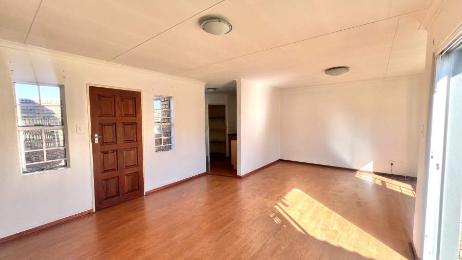 2 Bedroom Property for Sale in Halfway Gardens Gauteng