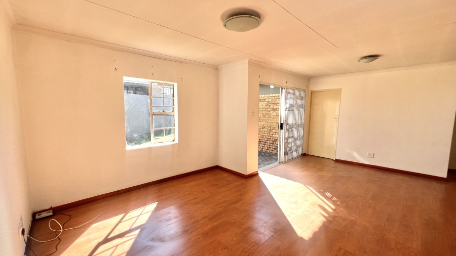 2 Bedroom Property for Sale in Halfway Gardens Gauteng