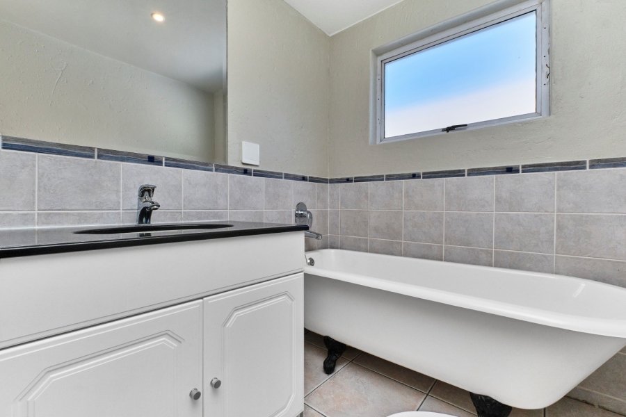 3 Bedroom Property for Sale in Sandown Gauteng