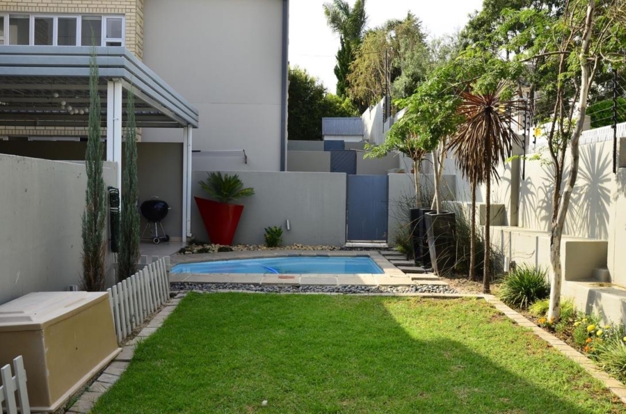 To Let 2 Bedroom Property for Rent in Craighall Park Gauteng