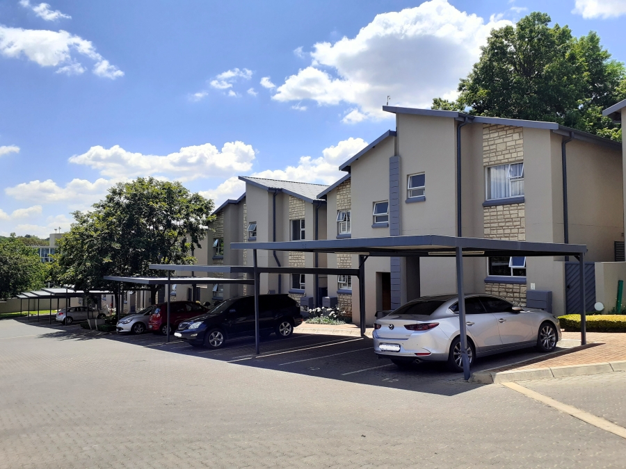 To Let 2 Bedroom Property for Rent in Craighall Park Gauteng