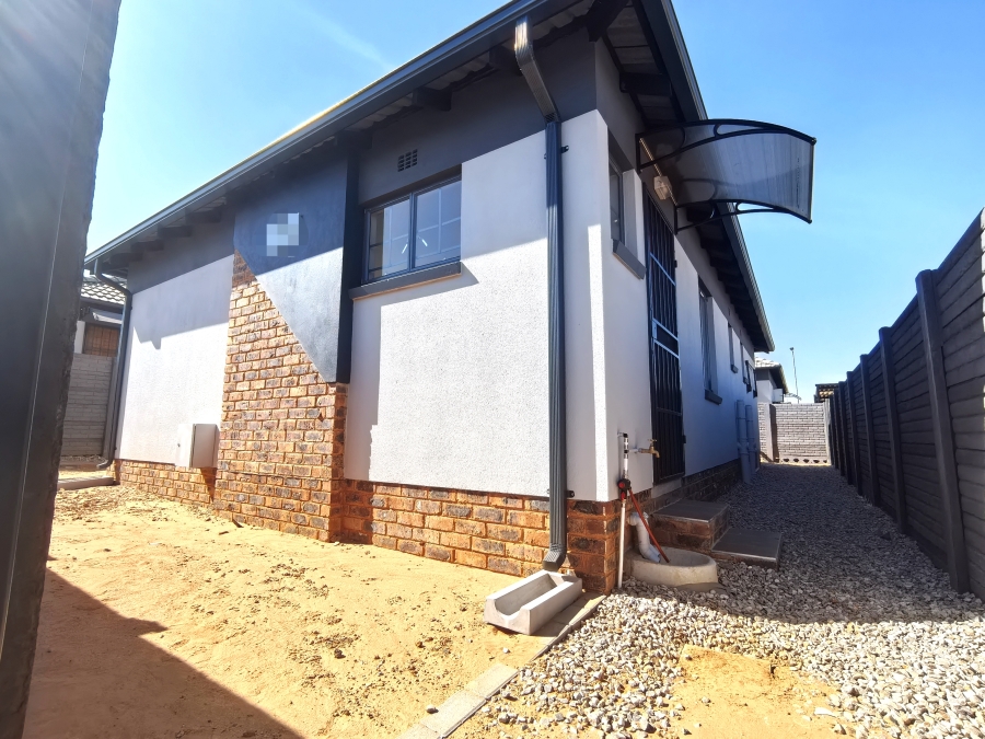 To Let 2 Bedroom Property for Rent in Mamelodi Gauteng