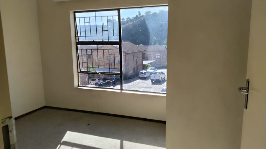 2 Bedroom Property for Sale in Roodekrans Gauteng