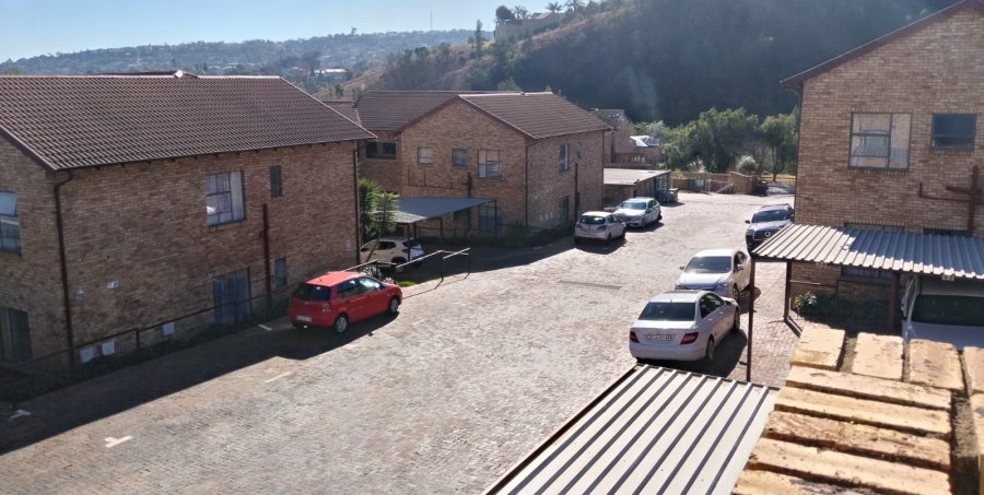 2 Bedroom Property for Sale in Roodekrans Gauteng