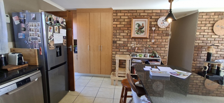 3 Bedroom Property for Sale in Noordheuwel Gauteng