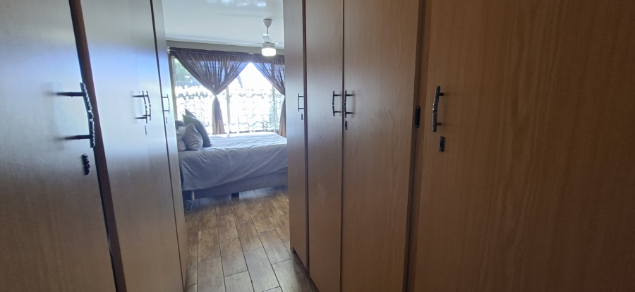 3 Bedroom Property for Sale in Noordheuwel Gauteng