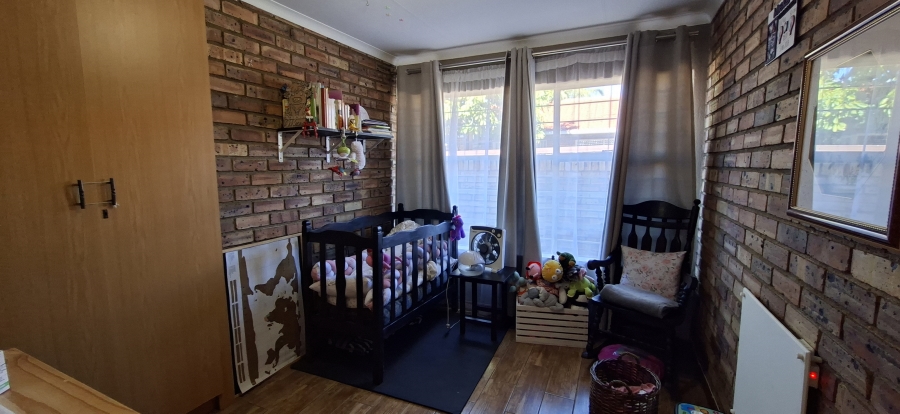 3 Bedroom Property for Sale in Noordheuwel Gauteng