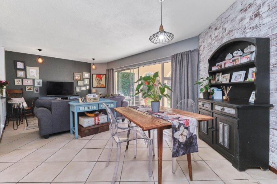 2 Bedroom Property for Sale in Bryanston Gauteng