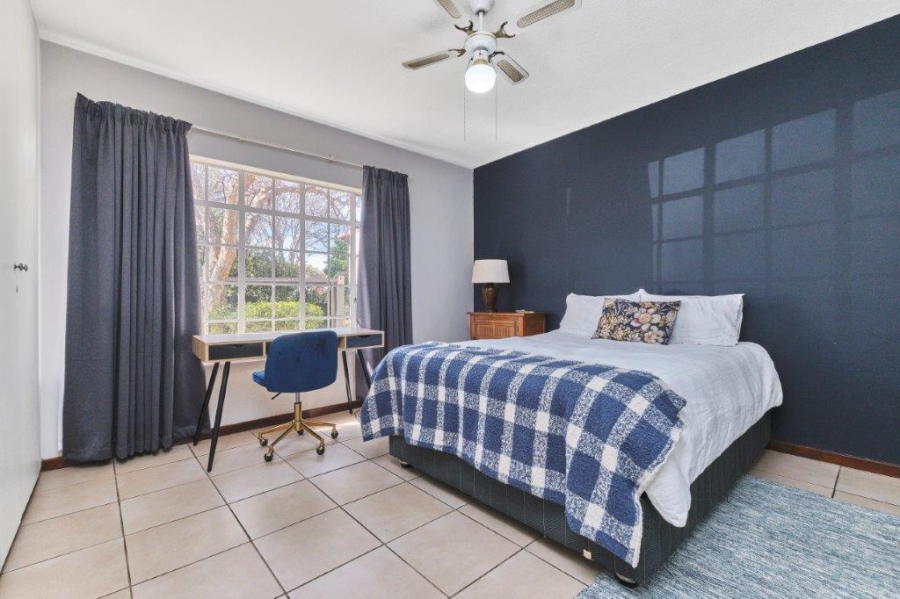 2 Bedroom Property for Sale in Bryanston Gauteng