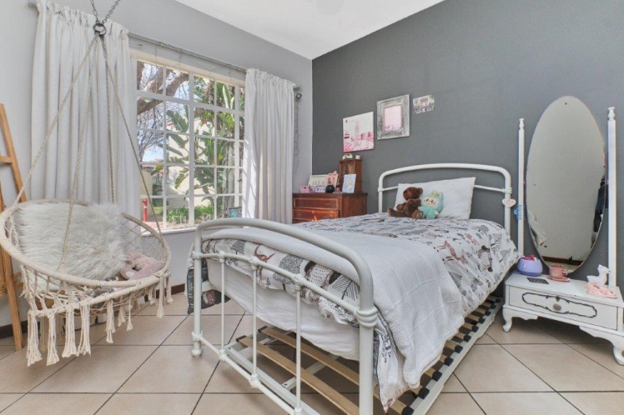2 Bedroom Property for Sale in Bryanston Gauteng