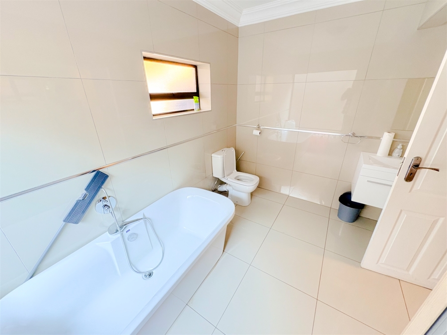 To Let Commercial Property for Rent in Parkwood Gauteng