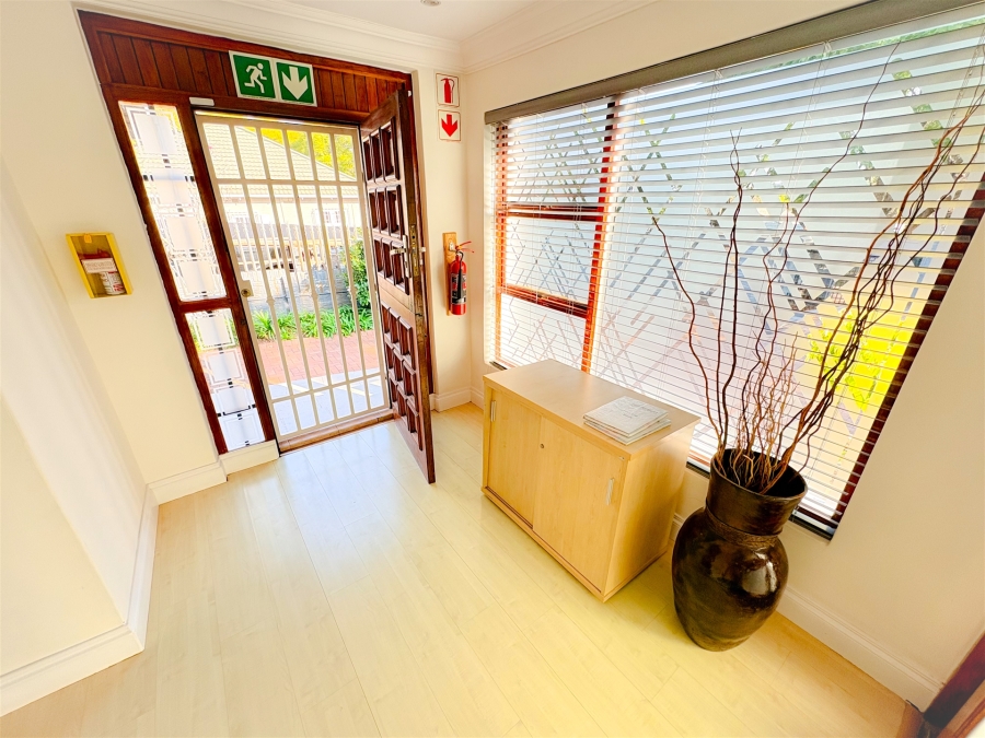 To Let Commercial Property for Rent in Parkwood Gauteng