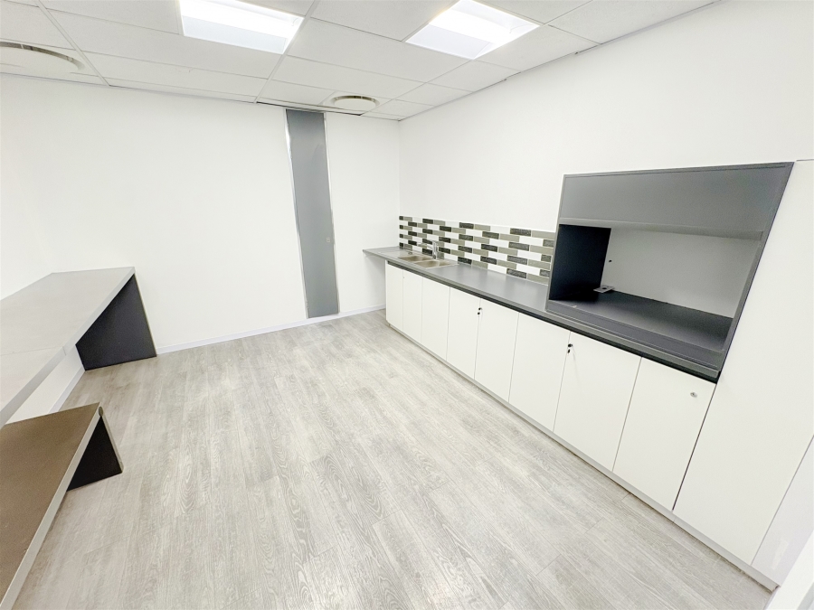 To Let Commercial Property for Rent in Parktown Gauteng