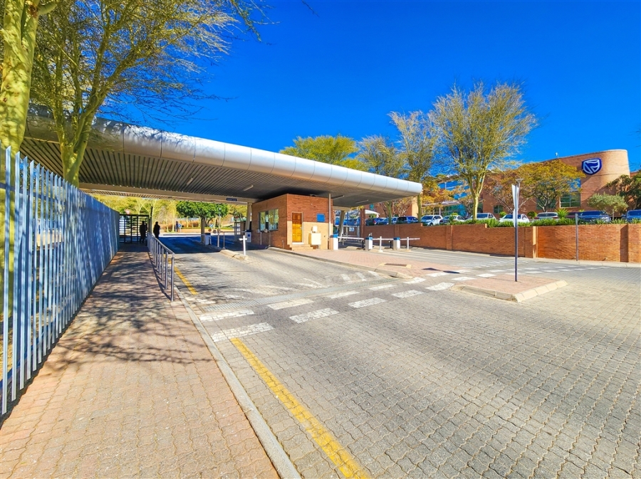 To Let Commercial Property for Rent in Constantia Kloof Gauteng
