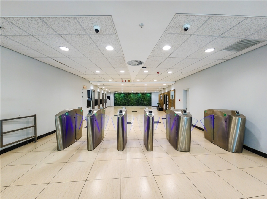 To Let Commercial Property for Rent in Constantia Kloof Gauteng