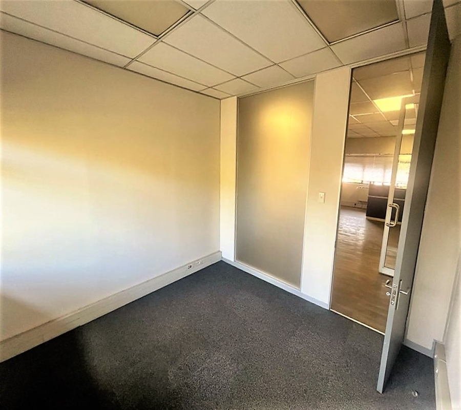 To Let Commercial Property for Rent in Parktown Gauteng
