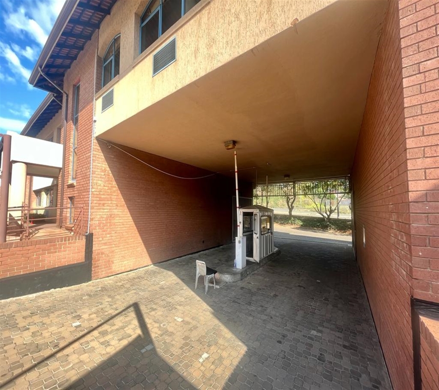 To Let Commercial Property for Rent in Parktown Gauteng