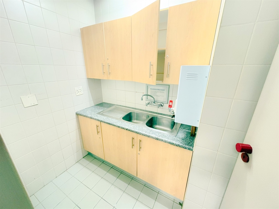 To Let Commercial Property for Rent in Parktown Gauteng