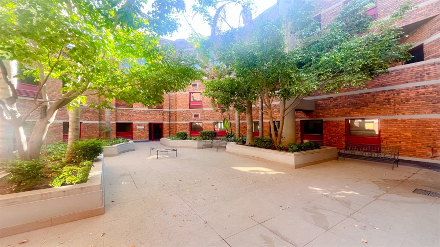 To Let Commercial Property for Rent in Parktown Gauteng