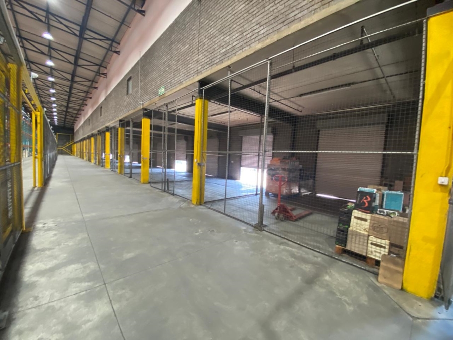 To Let Commercial Property for Rent in Randjespark Gauteng