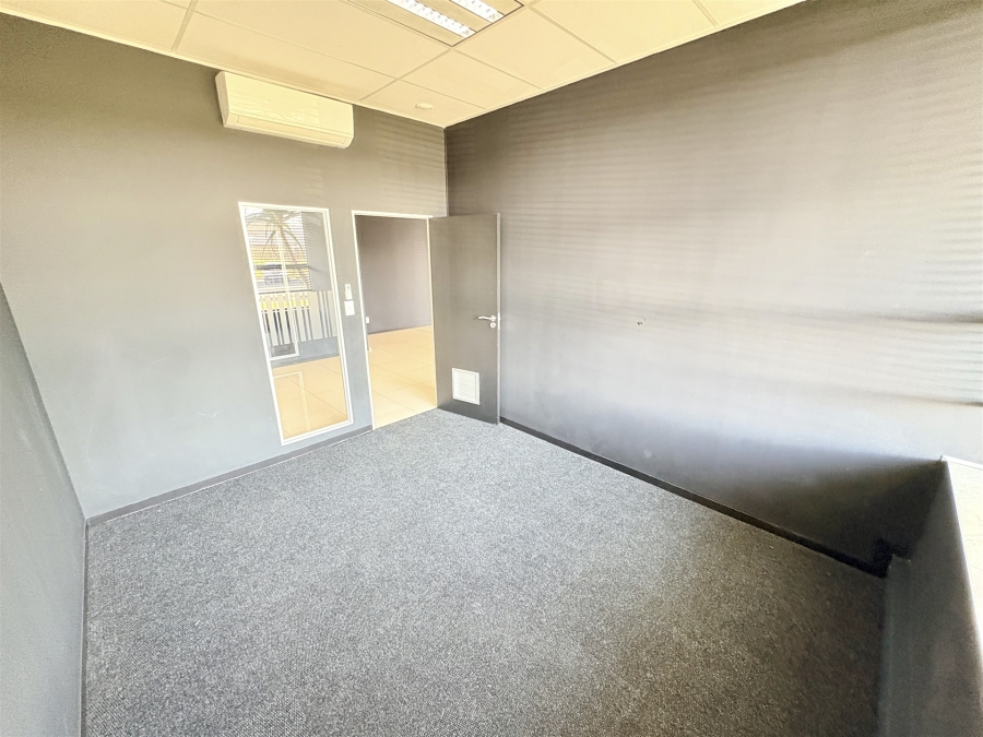 To Let Commercial Property for Rent in Parkhaven Gauteng