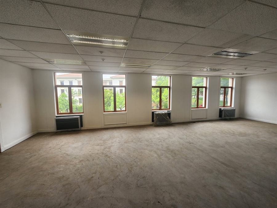 To Let Commercial Property for Rent in Strathavon Gauteng