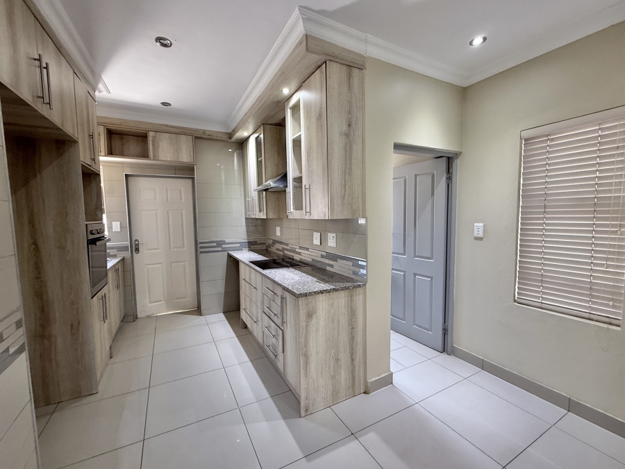 3 Bedroom Property for Sale in Olympus AH Gauteng