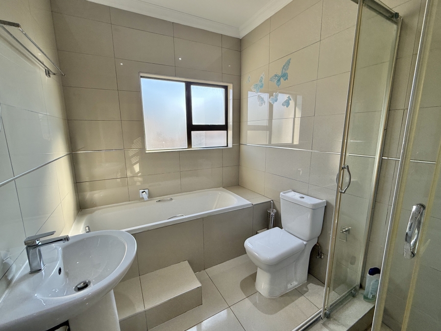 3 Bedroom Property for Sale in Olympus AH Gauteng