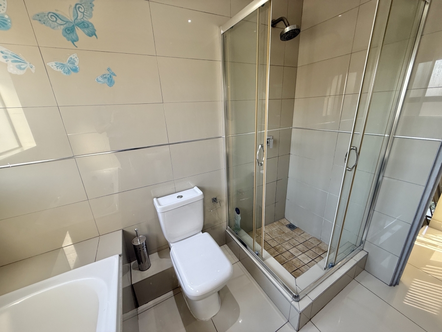 3 Bedroom Property for Sale in Olympus AH Gauteng