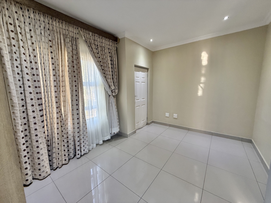 3 Bedroom Property for Sale in Olympus AH Gauteng