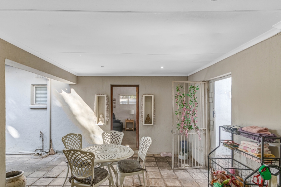 To Let 3 Bedroom Property for Rent in Fourways Gauteng