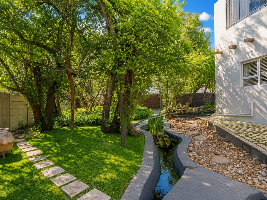 To Let 3 Bedroom Property for Rent in Fourways Gauteng