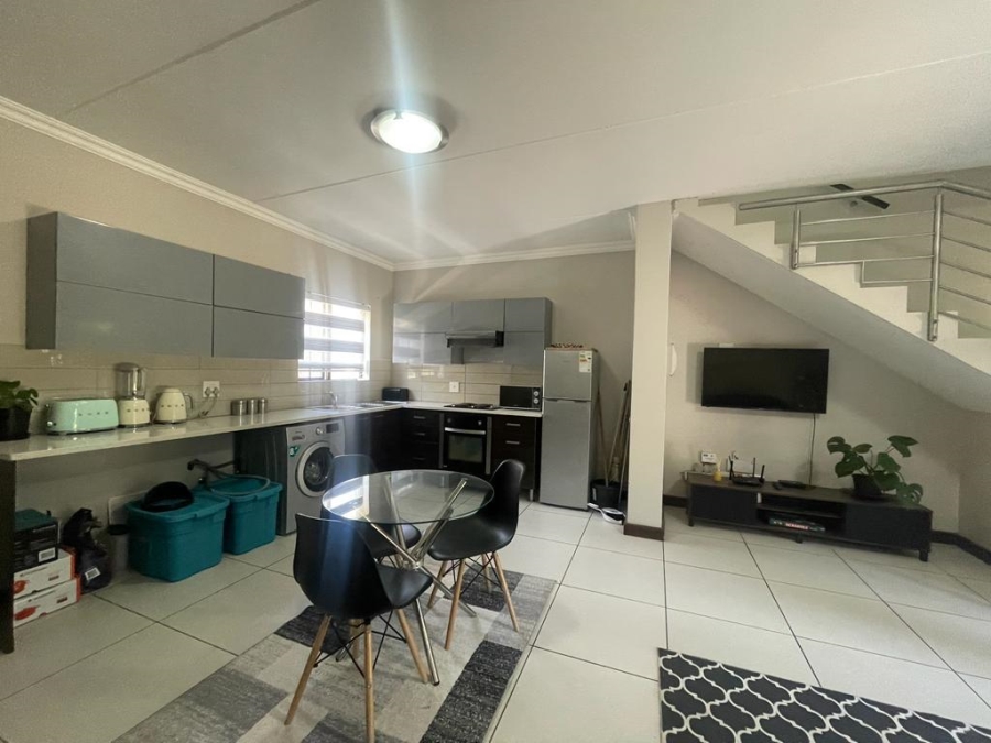 To Let 2 Bedroom Property for Rent in Halfway Gardens Gauteng