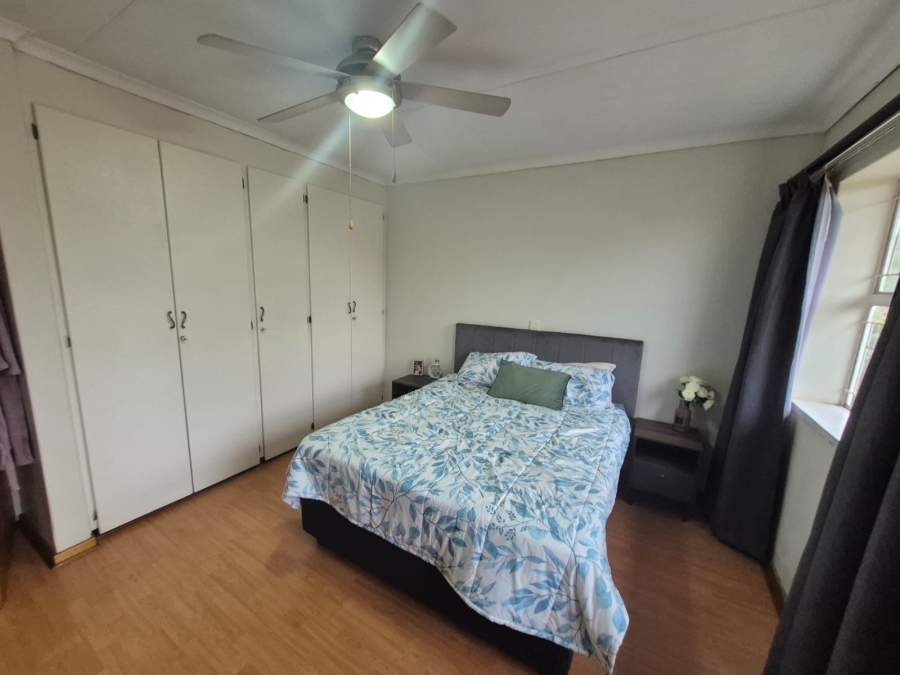 To Let 2 Bedroom Property for Rent in Garsfontein Gauteng