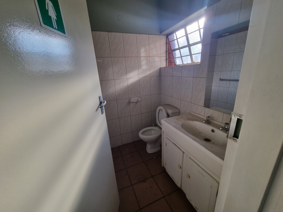 To Let Commercial Property for Rent in Hennopspark Gauteng