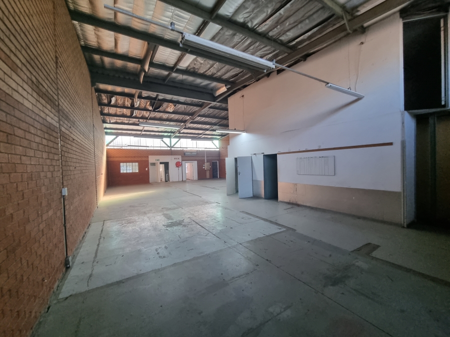 To Let Commercial Property for Rent in Hennopspark Gauteng