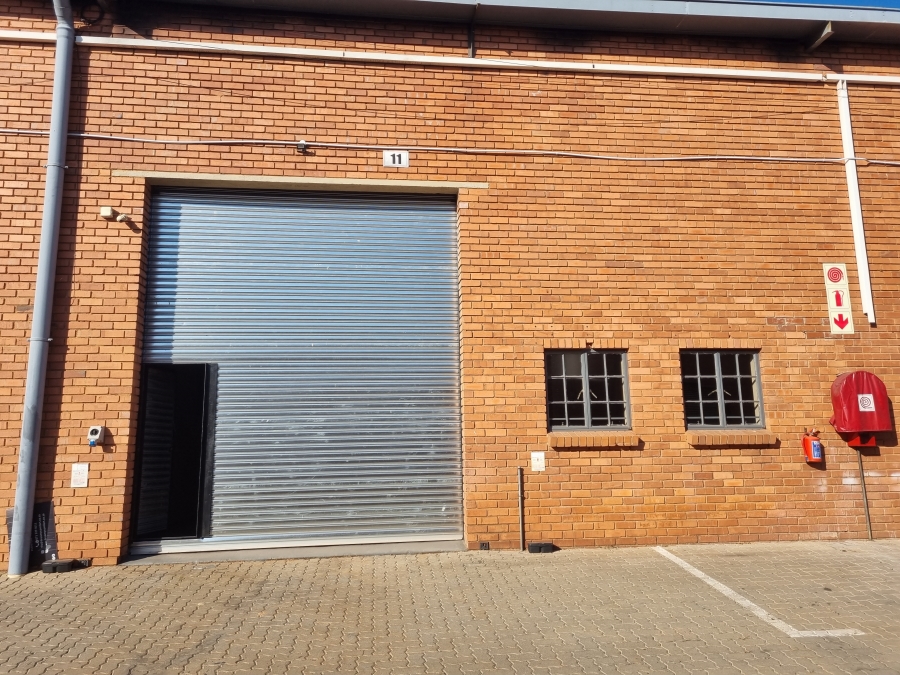 To Let Commercial Property for Rent in Hennopspark Gauteng